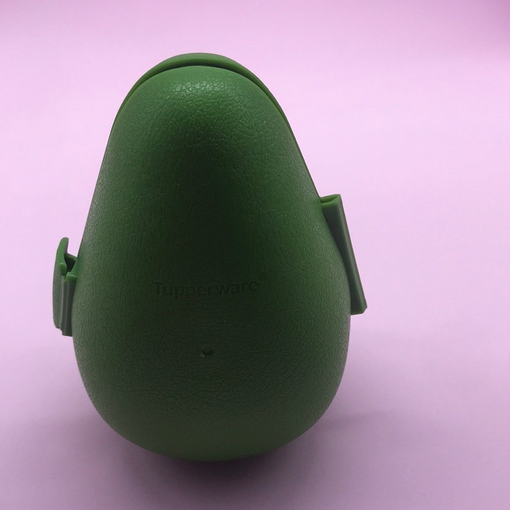 Tupperware Avocado Keeper - Picture 14 of 16